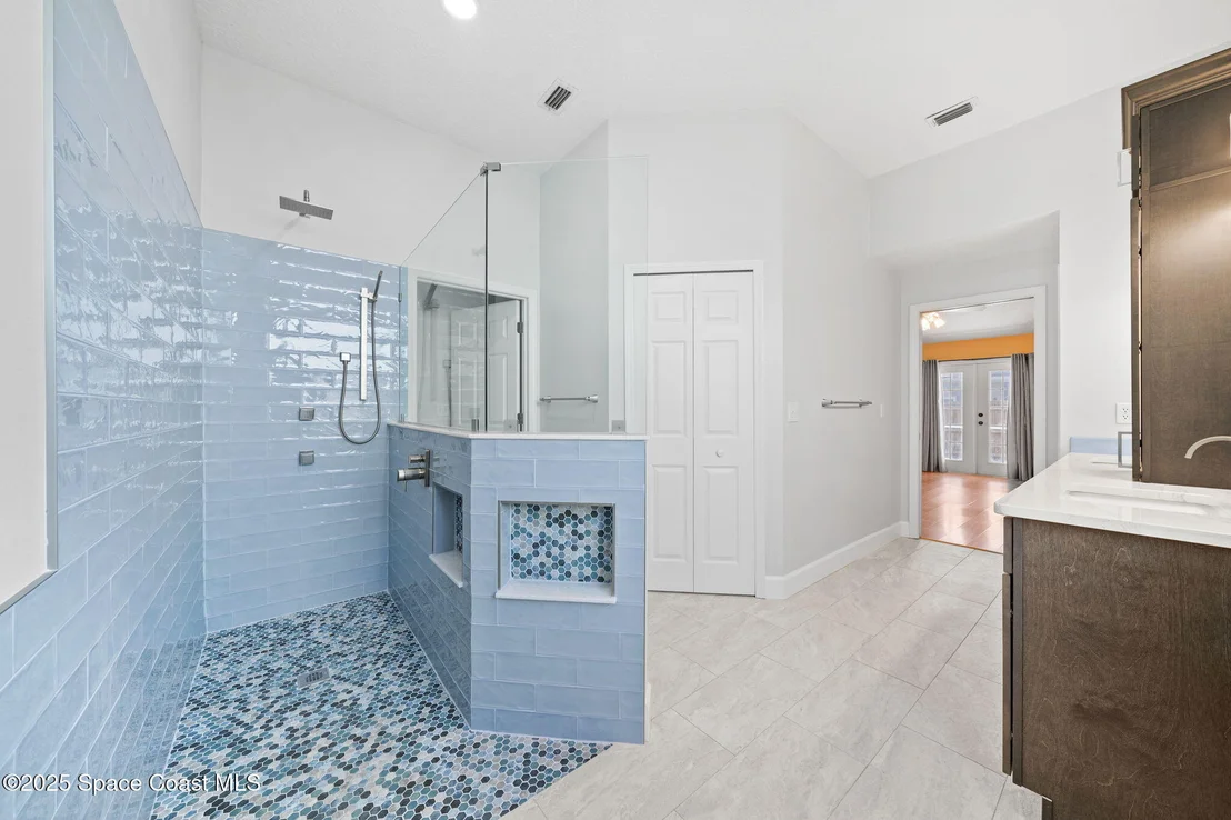 Photo of 1858 Thesy Drive