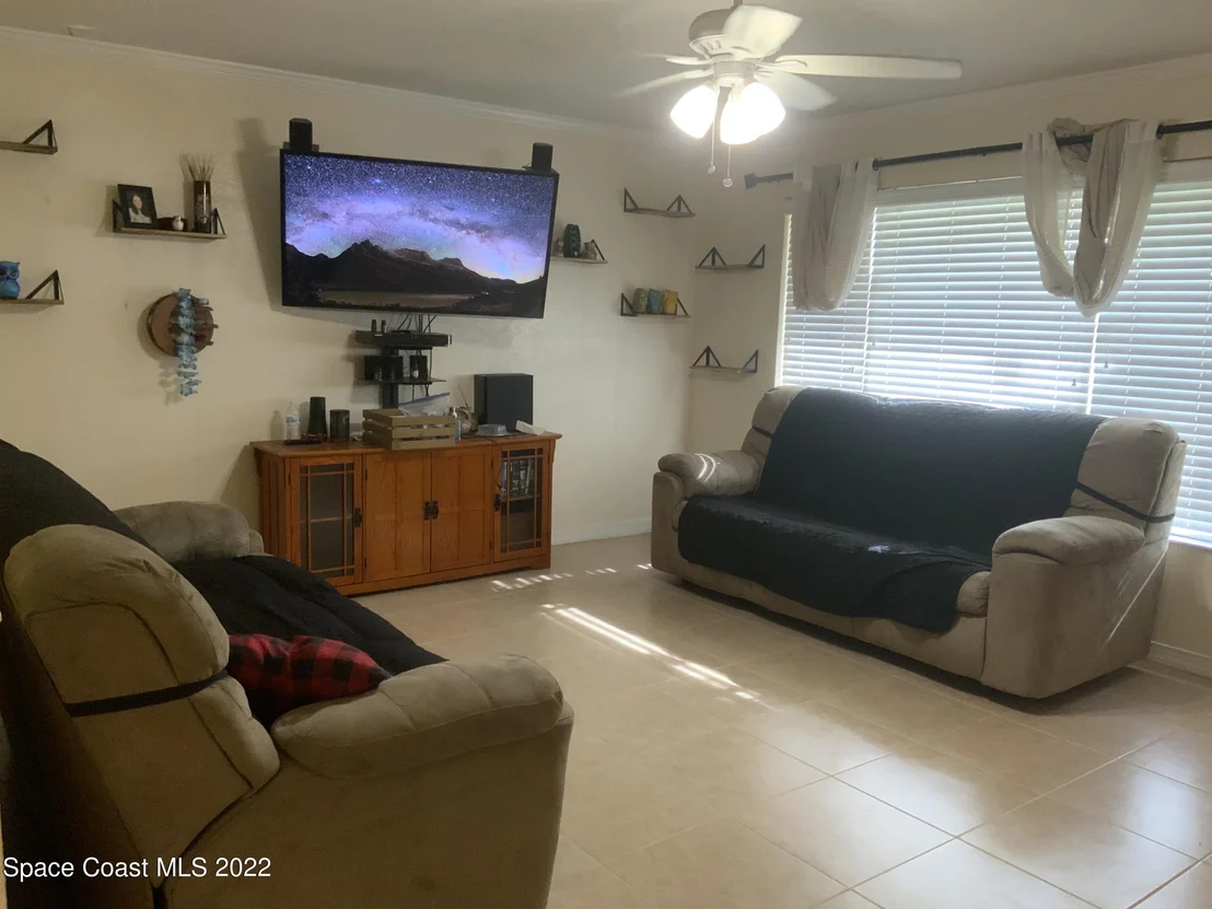 Photo of 697 Atlas Avenue NE