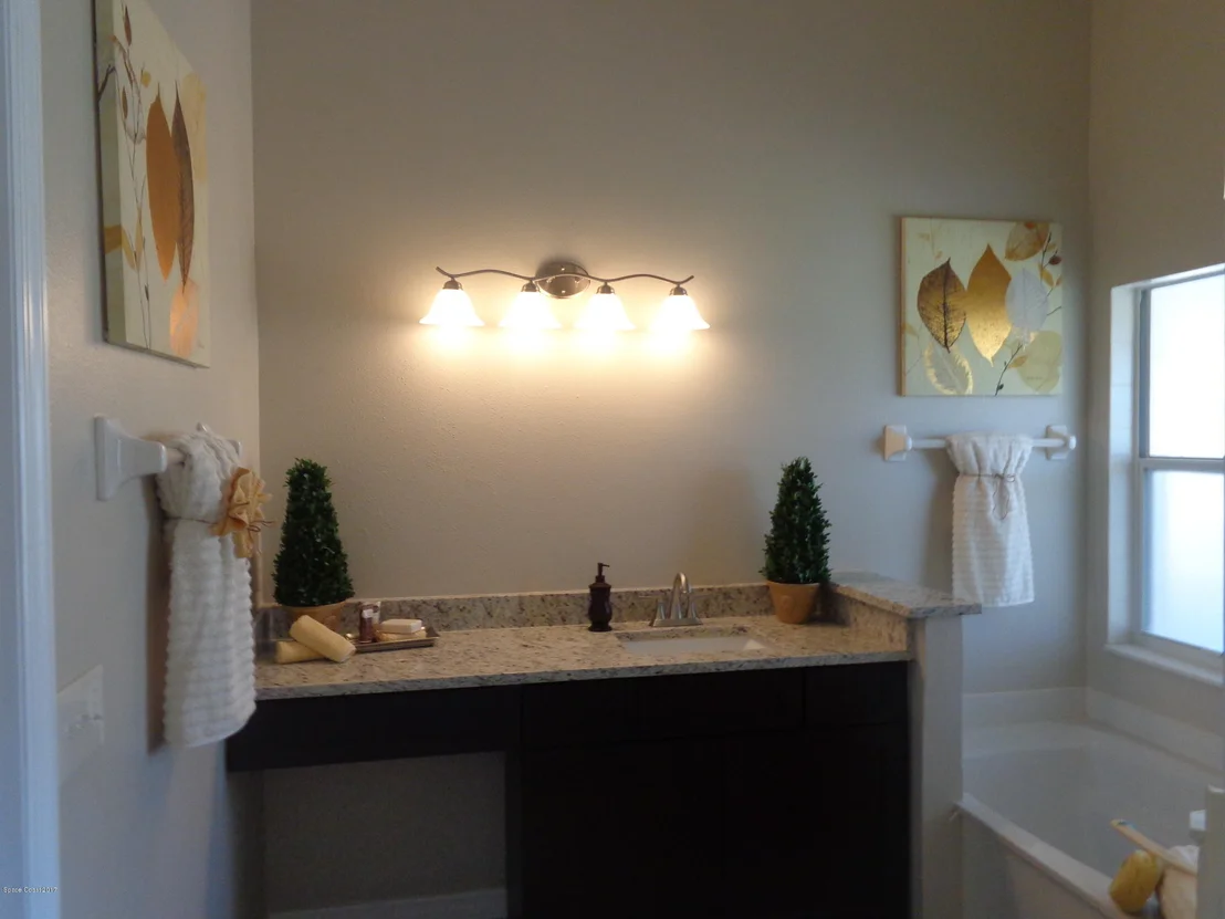 Photo of 3926 Saint Armens Circle
