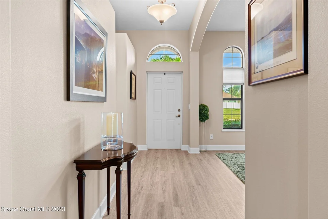 Photo of 1498 Outrigger Circle