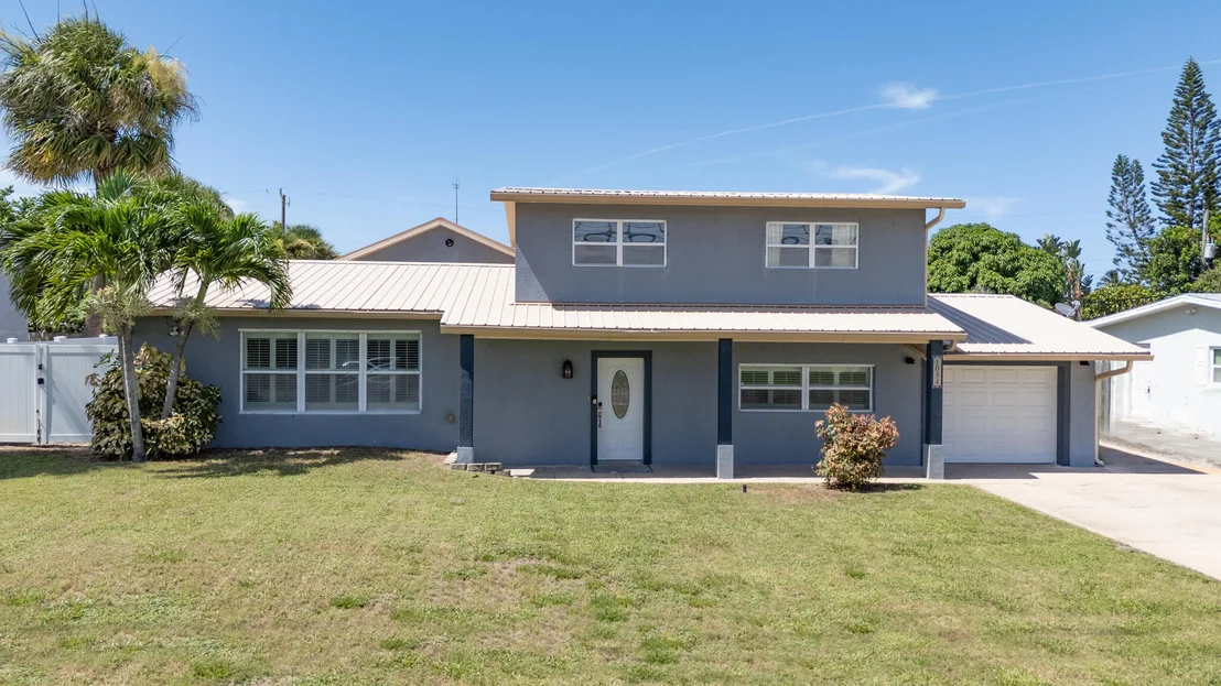 Photo of 1054 Pinetree Drive