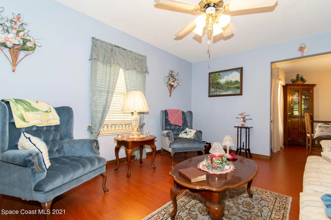 Photo of 1190 Grant Road