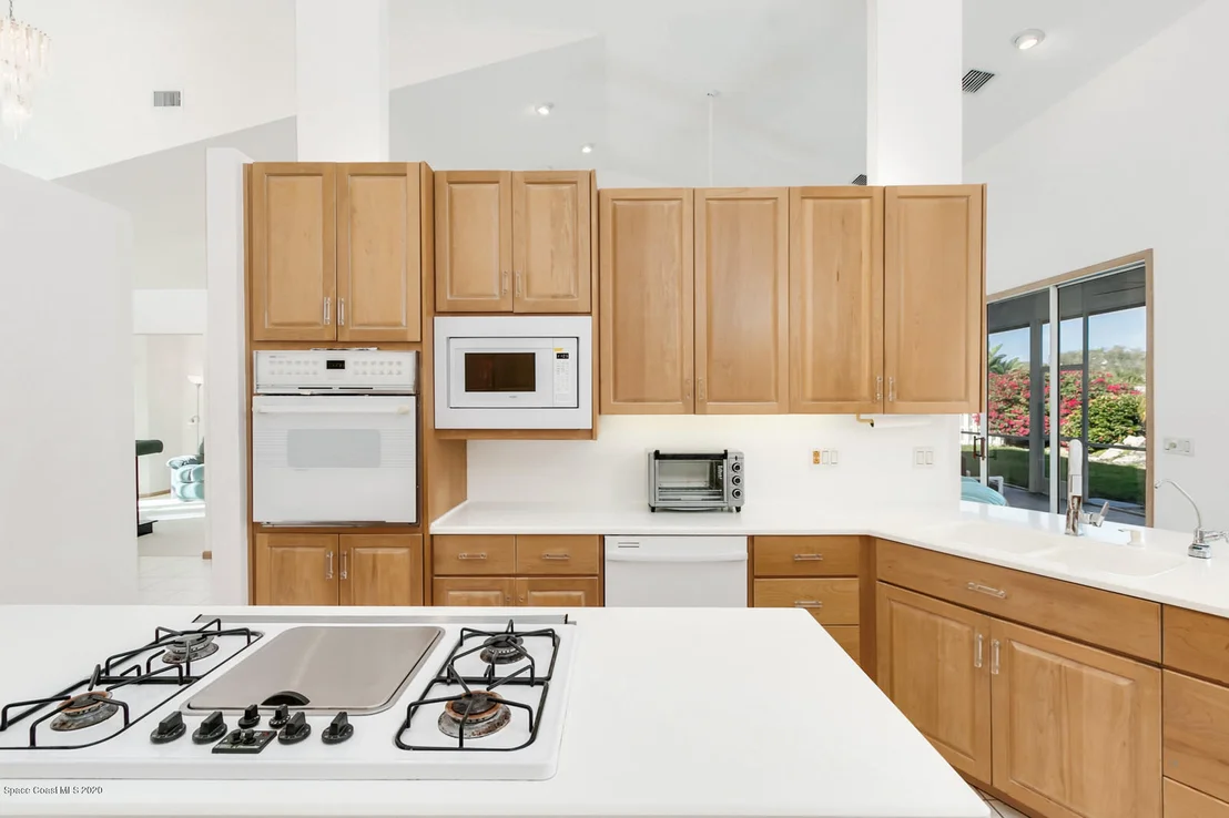 Photo of 582 Sanderling Drive
