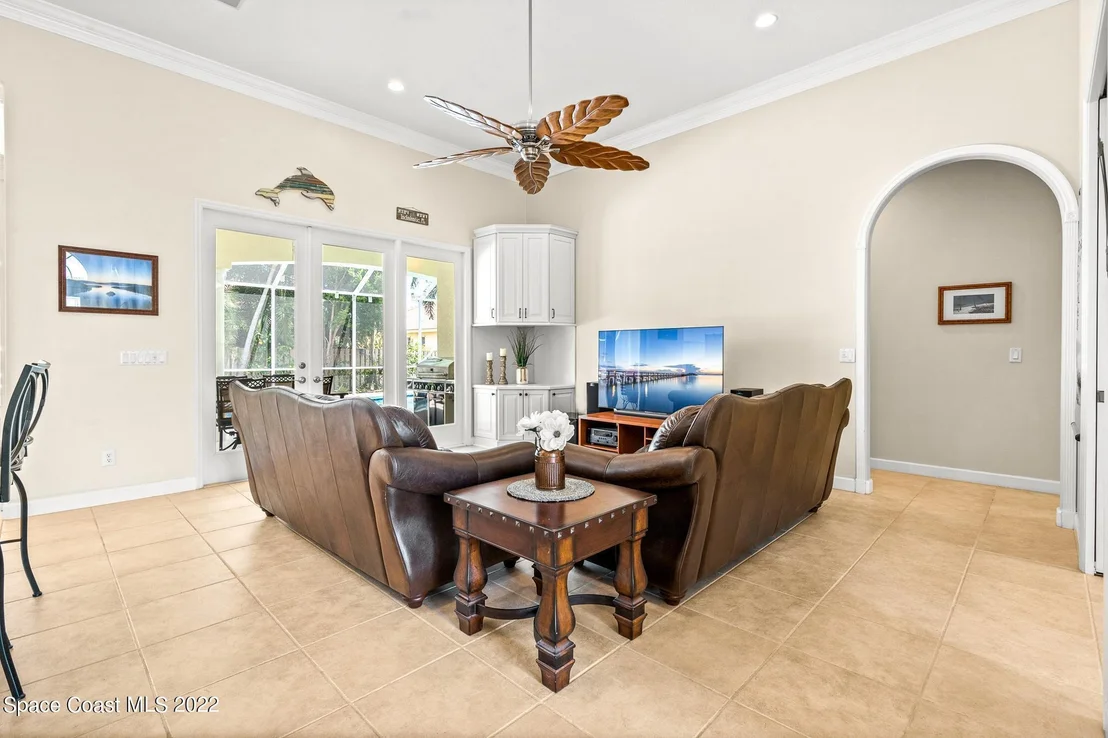Photo of 356 Southampton Drive