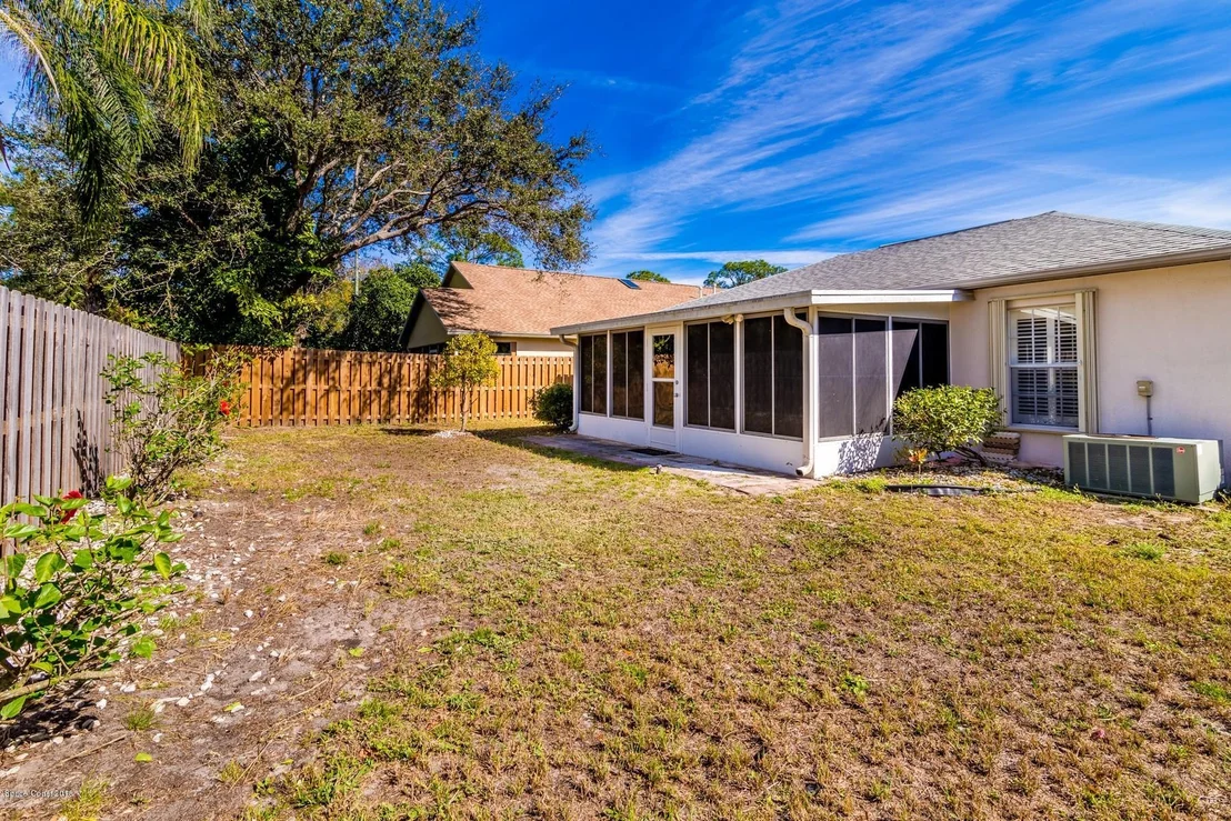 Photo of 1436 Crane Creek Boulevard