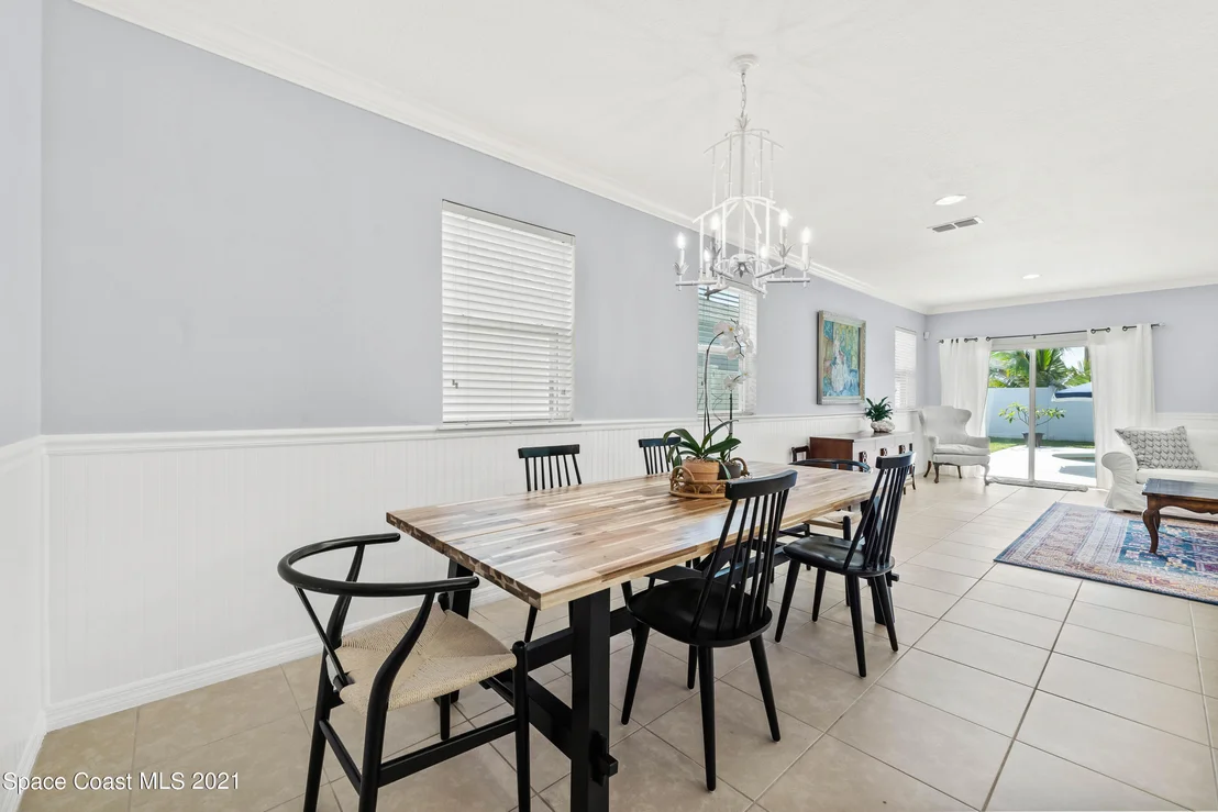 Photo of 1825 Litchfield Drive
