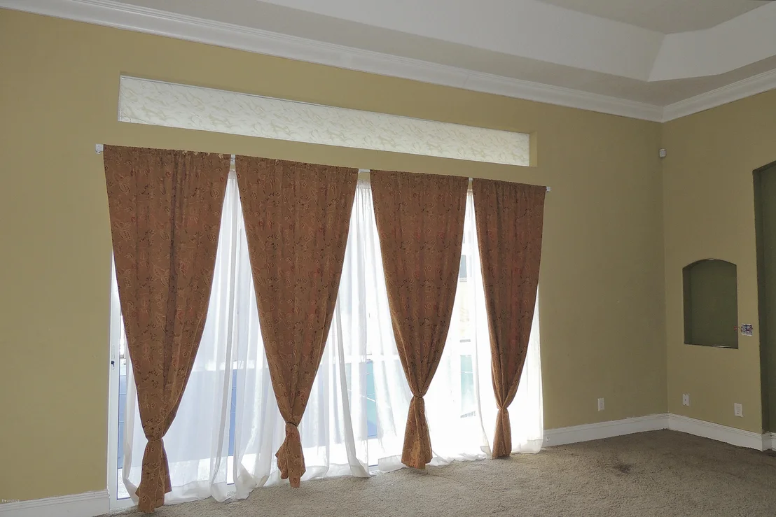 Photo of 1120 NE Riviera Drive