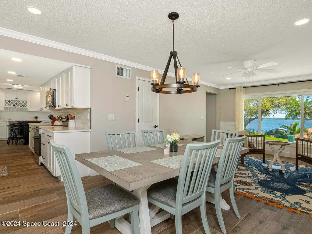 Photo of 2125 Indian River Drive