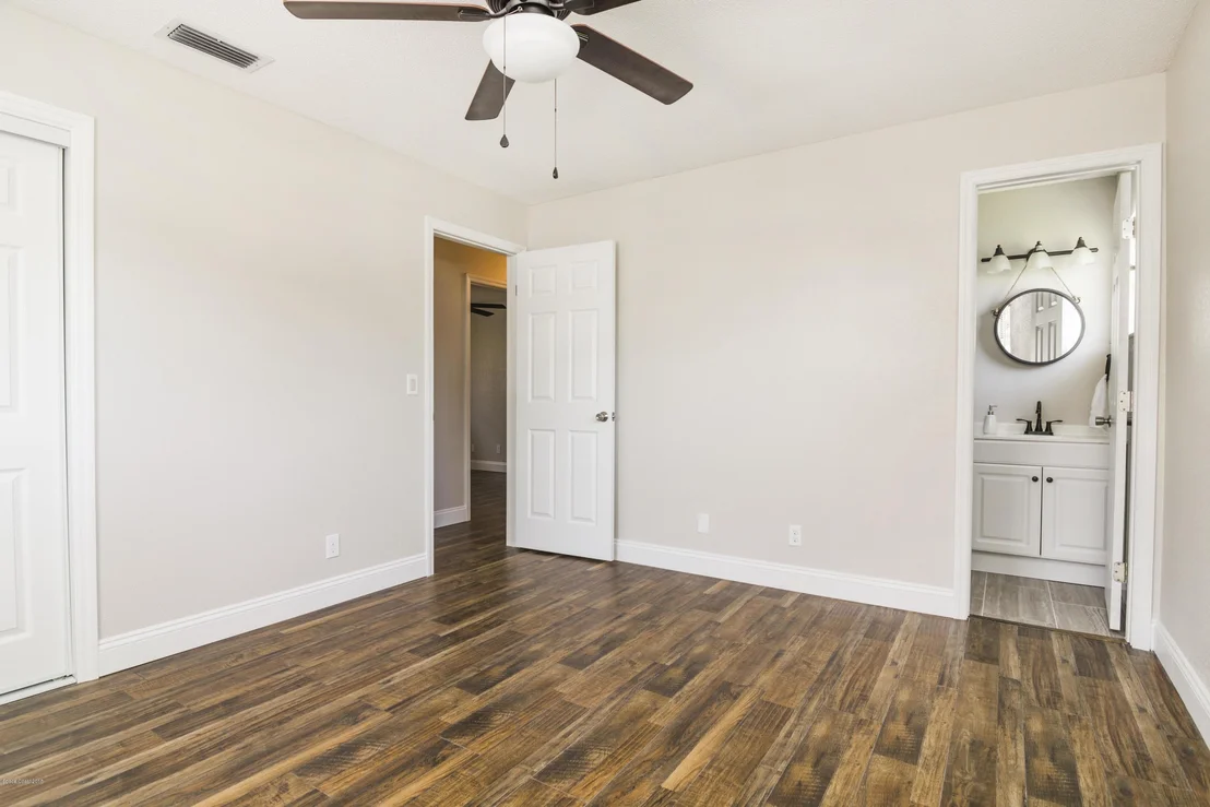 Photo of 2469 Dianne Drive