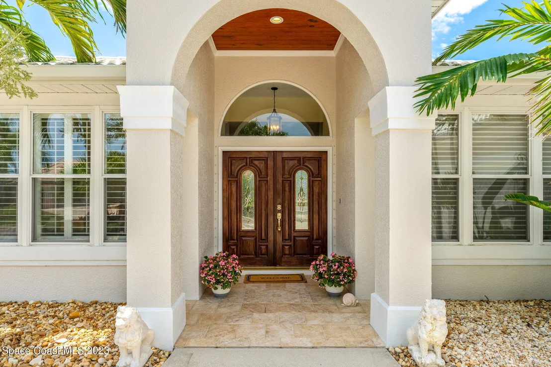 Photo of 2002 Neptune Drive