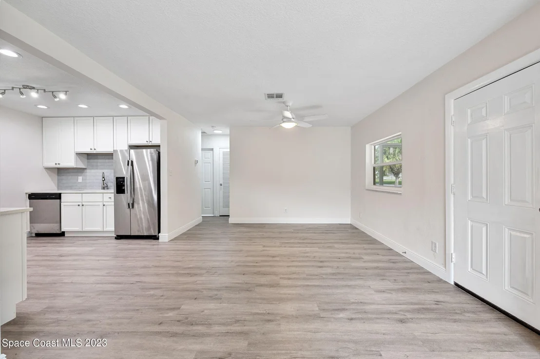 Photo of 2110 Palm Avenue