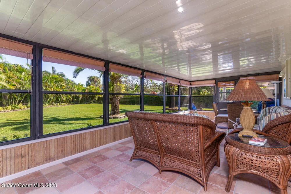 Photo of 2115 S River Road