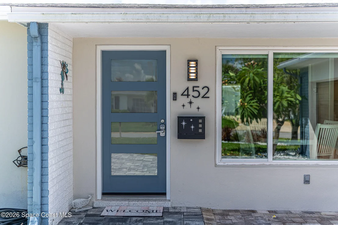 Photo of 452 Cardinal Drive