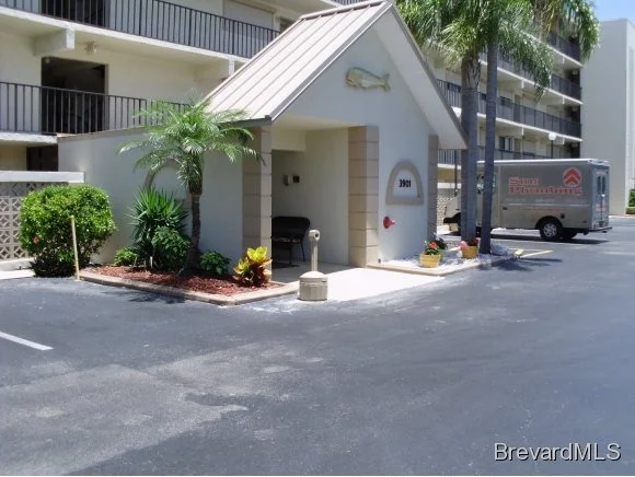 Photo of Unit 306 at 3901 NE Dixie