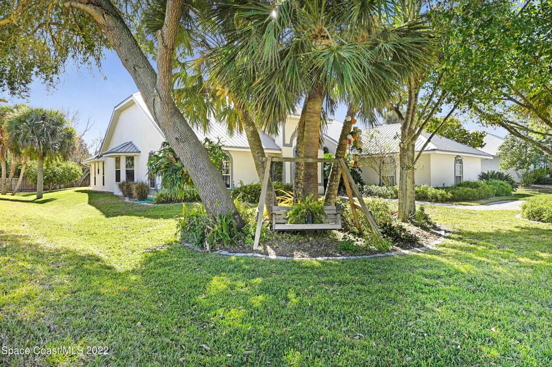 Photo of 115 River Road Circle