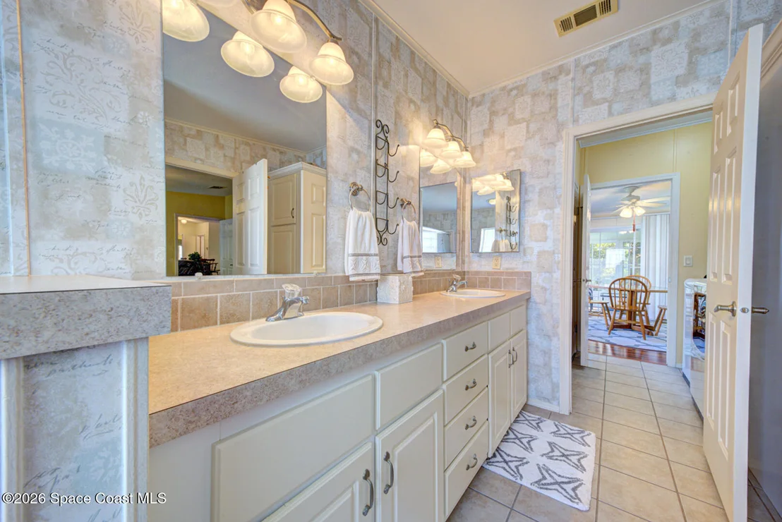 Photo of 182 Scenic Drive