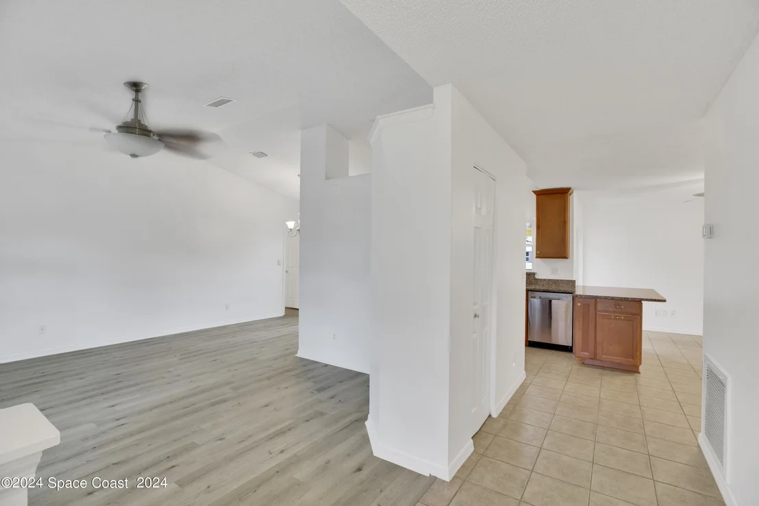 Photo of 4550 Robert Street
