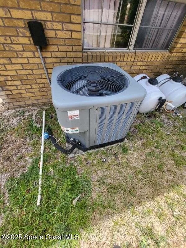 Photo of 1069 Celle Avenue NW