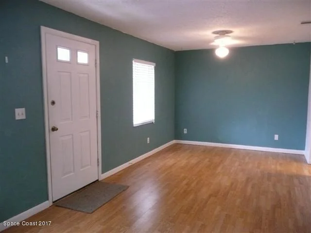 Photo of Unit 106 at 3213 Murrell Road