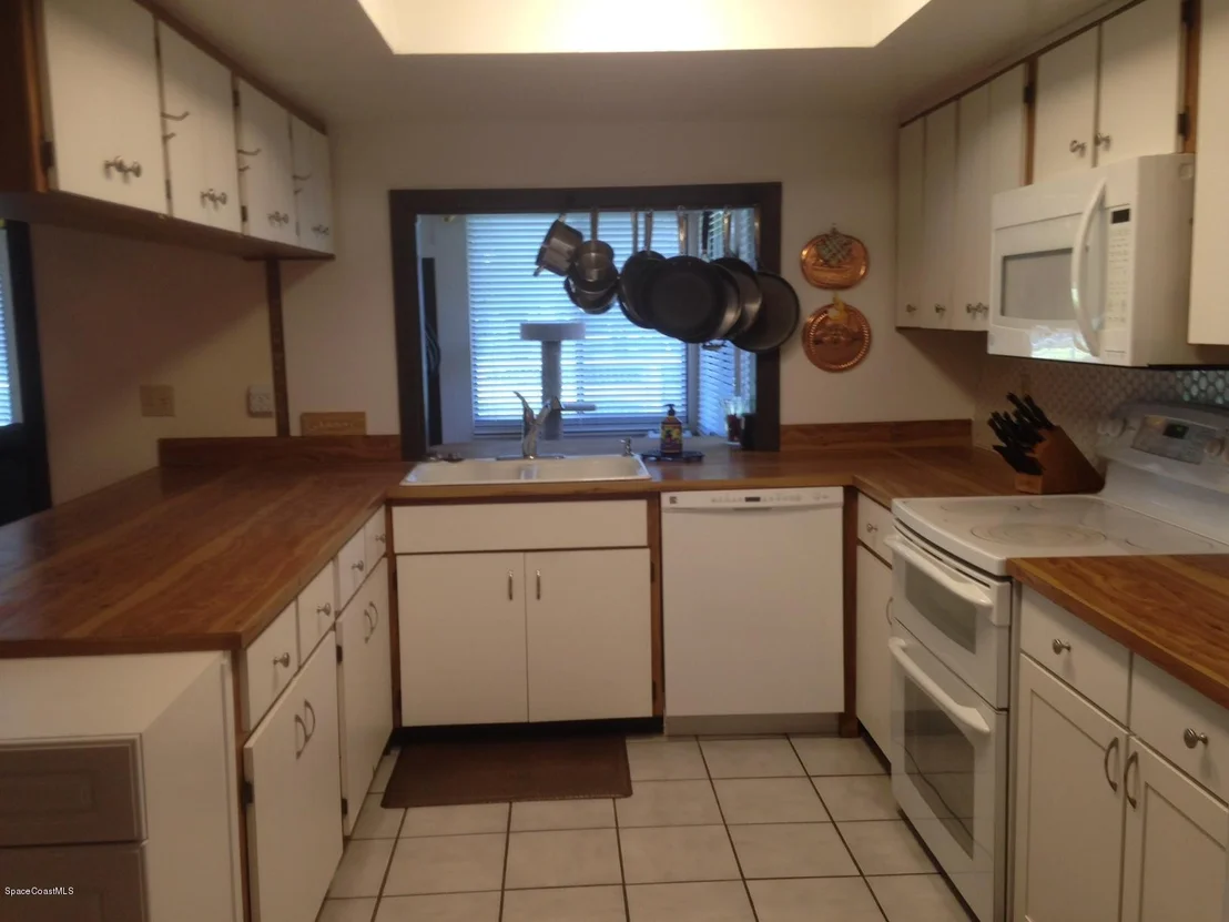 Photo of 4660 Rector Road