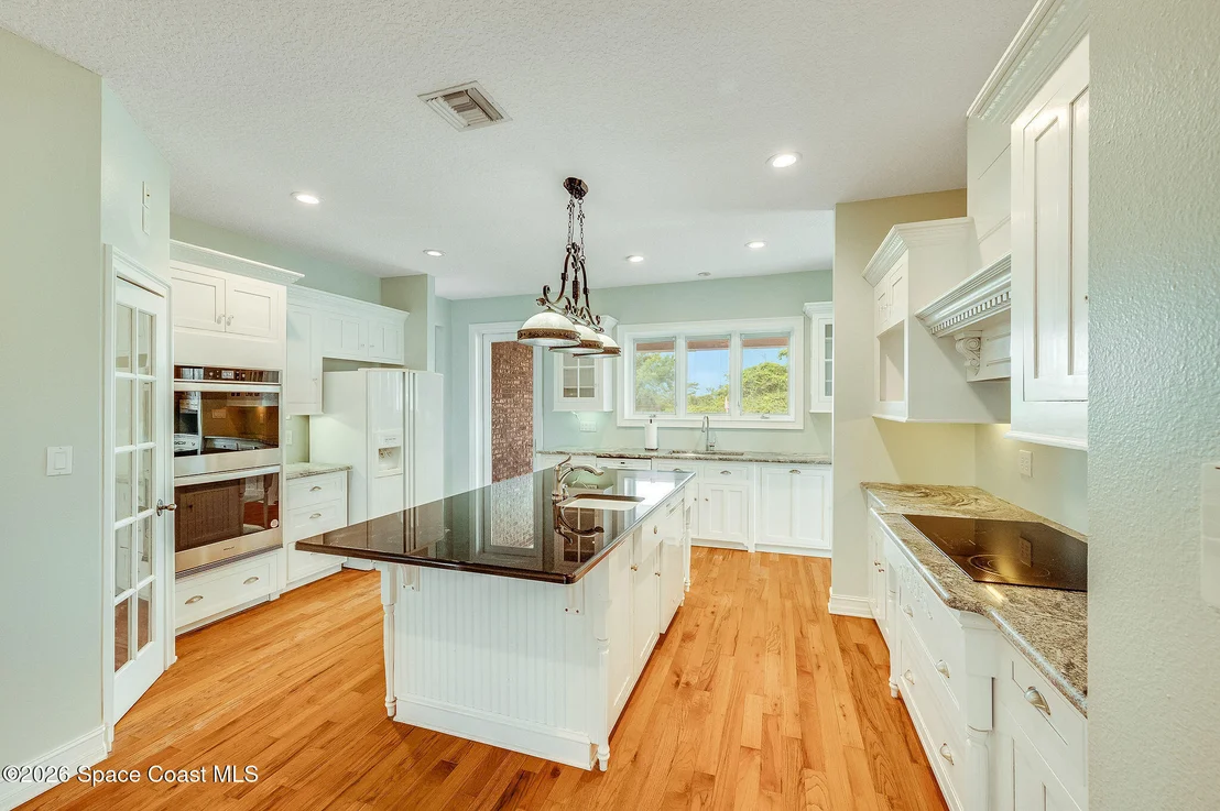 Photo of 2326 Holder Road