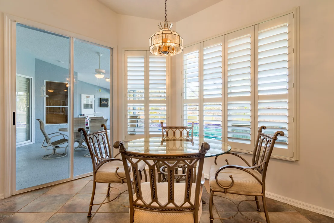 Photo of 1422 Victoria Boulevard