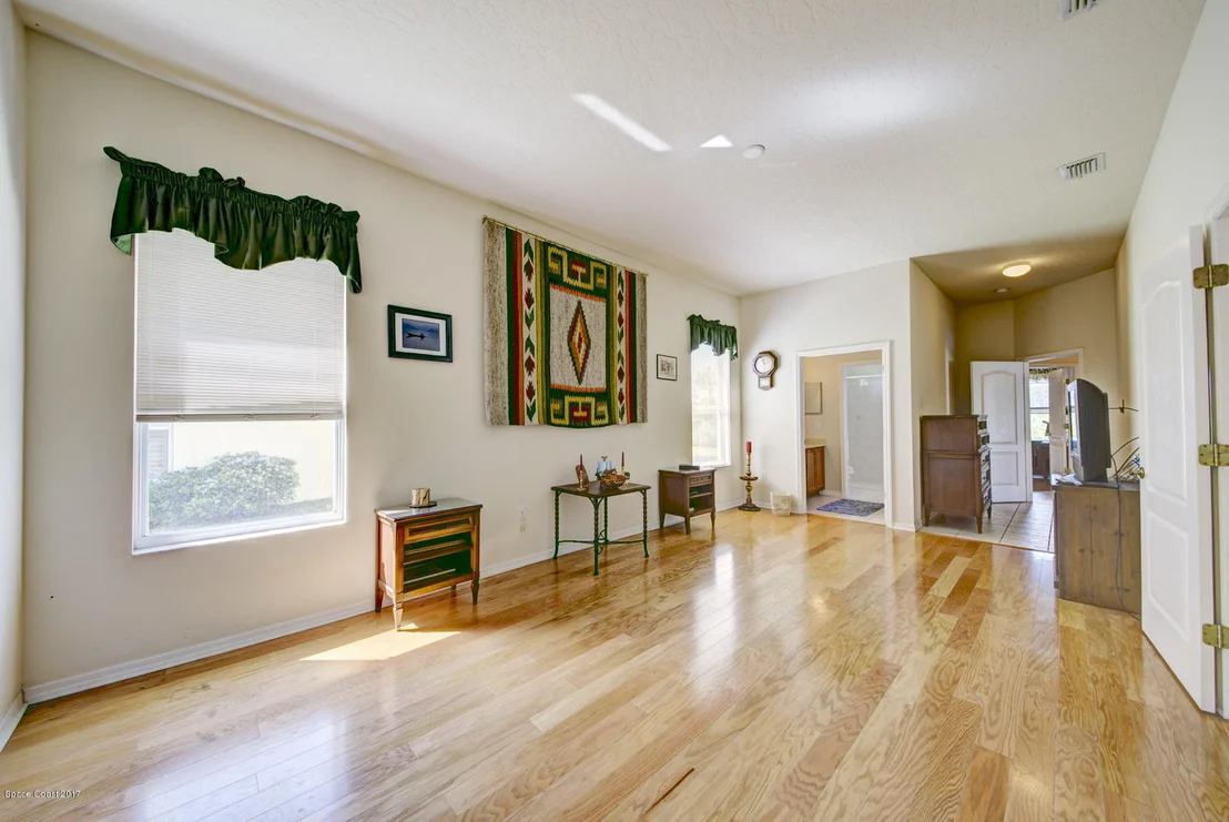 Photo of 1662 Long Pine Road