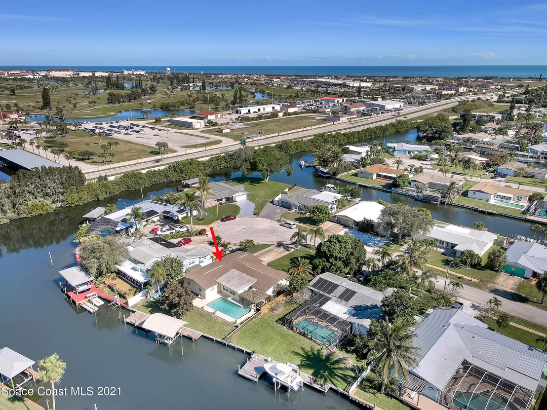 Photo of 444 Sparrow Drive