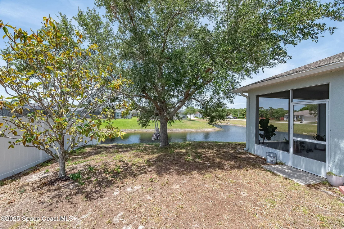 Photo of 1137 Morgan Circle NE