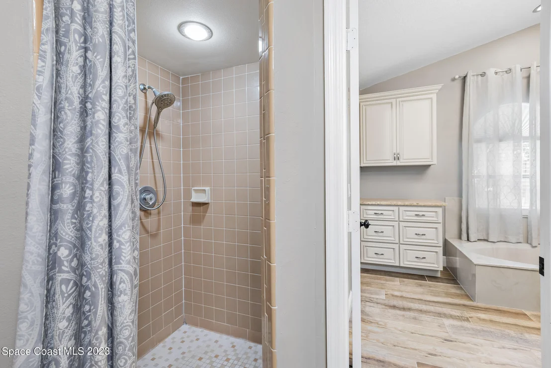 Photo of 937 Pine Baugh Street