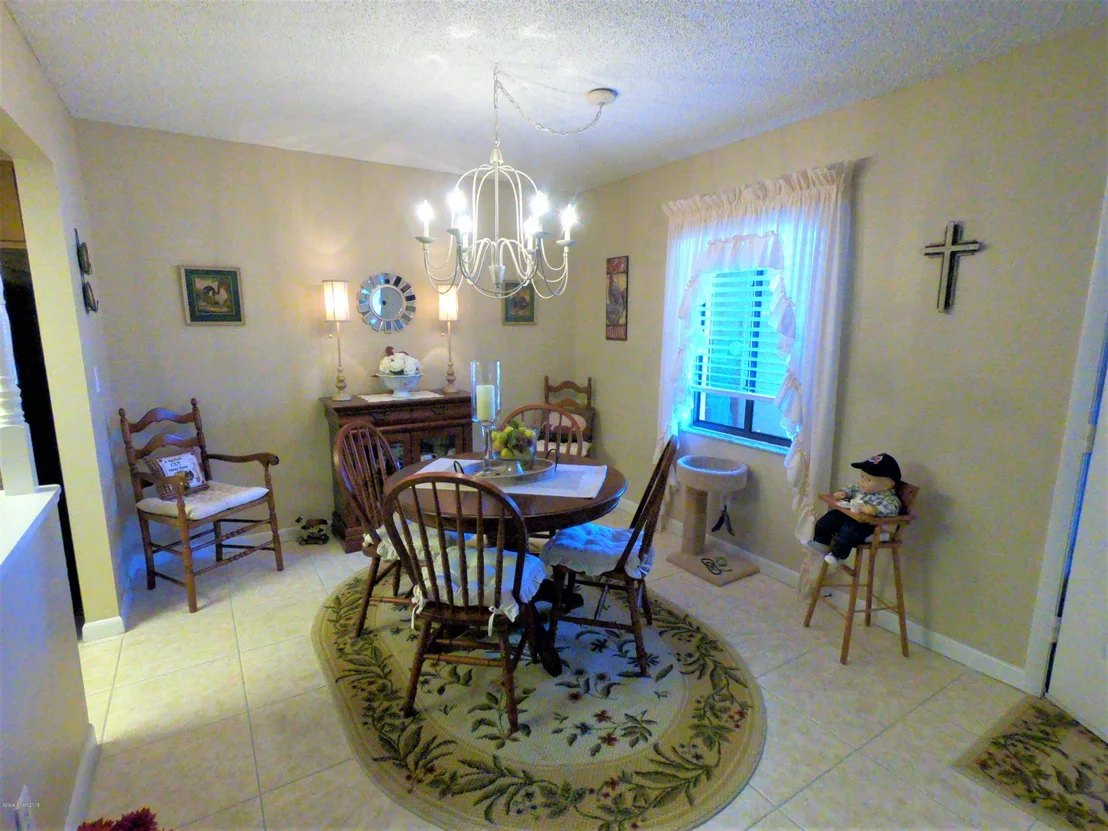 Photo of Unit 103 at 3213 Murrell Road