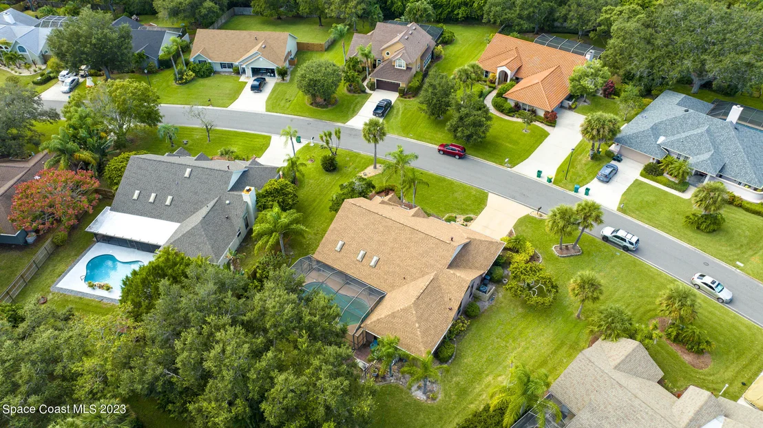 Photo of 889 Spanish Wells Drive