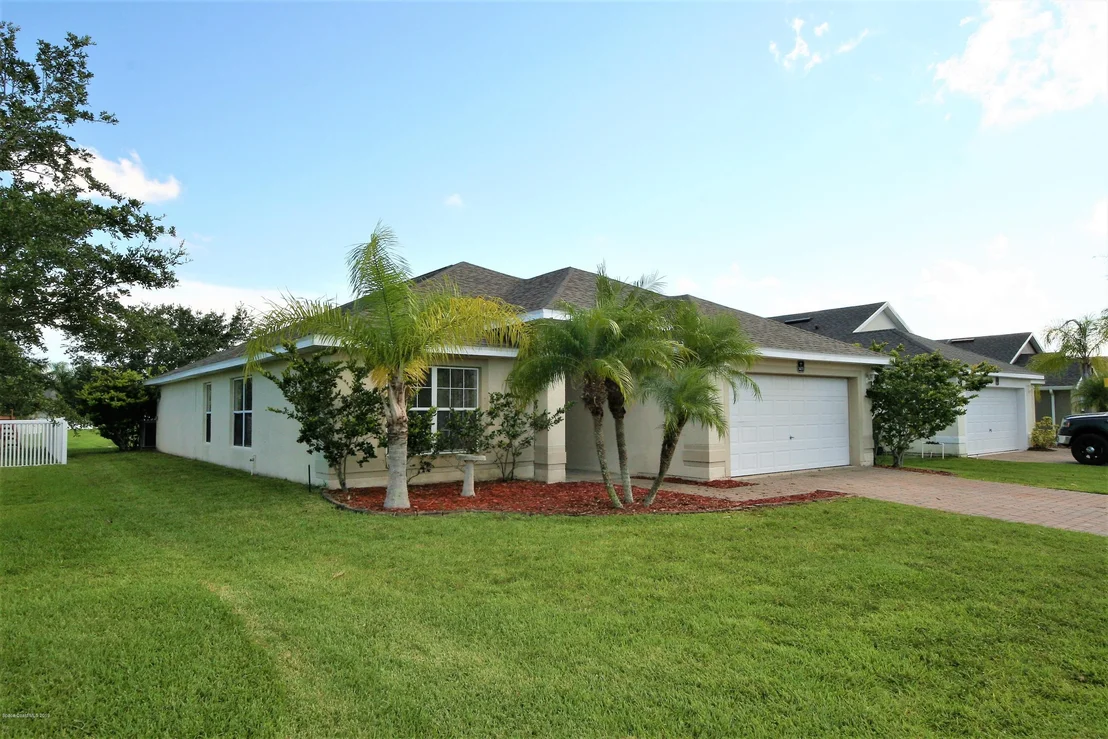 Photo of 1433 Hemingway Boulevard