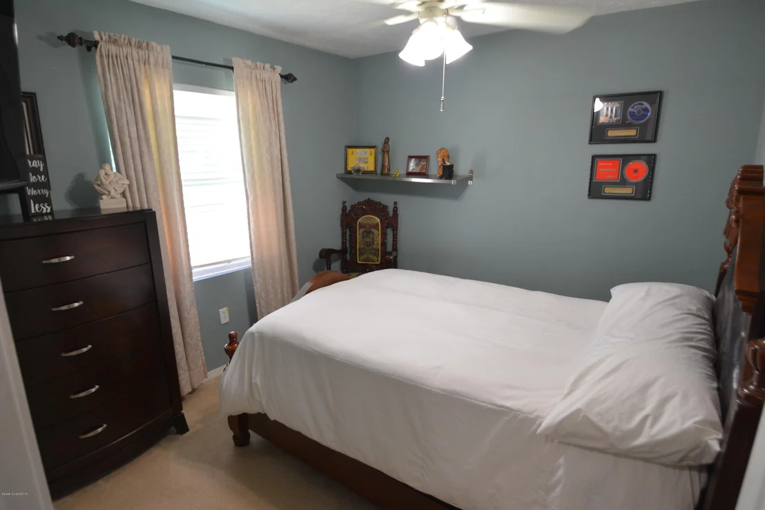 Photo of 4544 Alfred Street