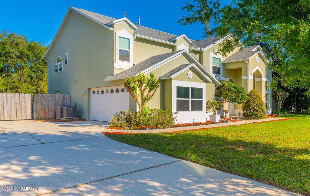 Photo of 1484 Wellington Circle