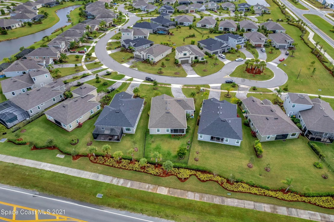 Photo of 7357 Bluemink Lane