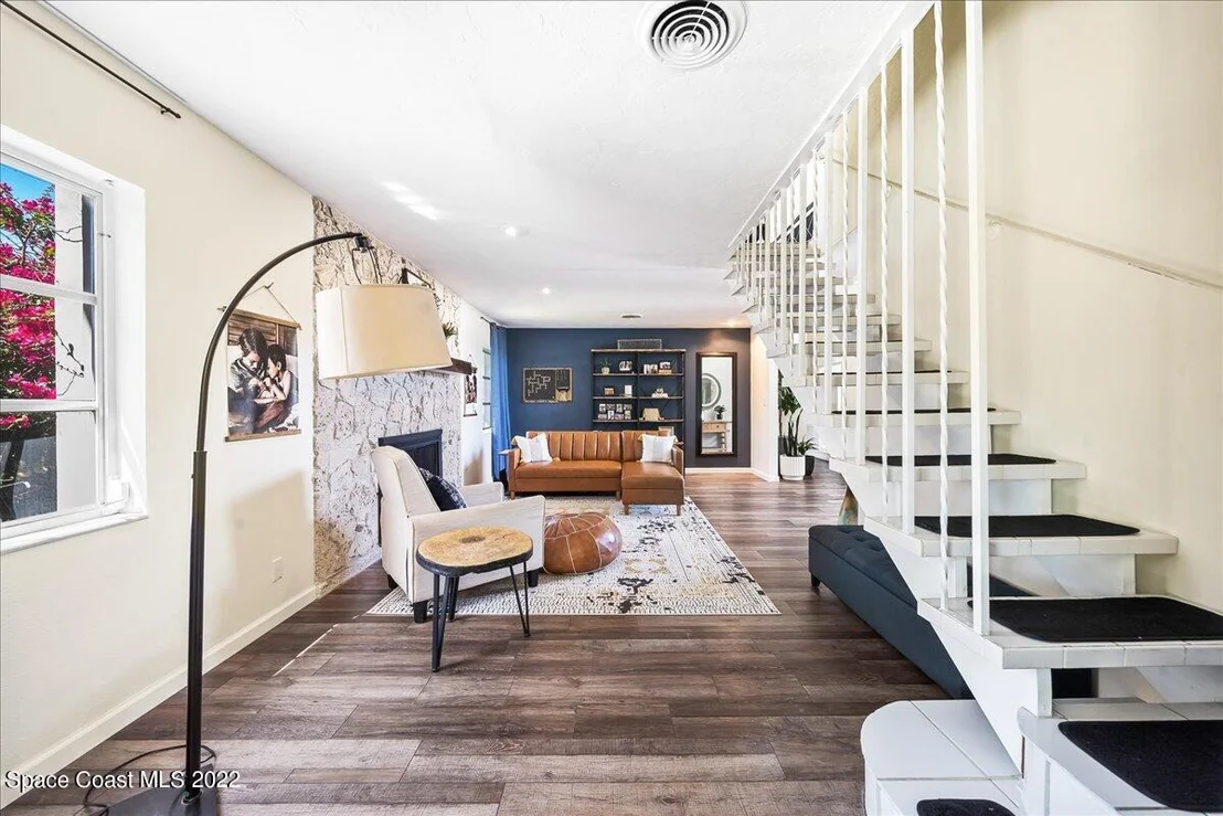 Photo of 311 Cocoa Avenue