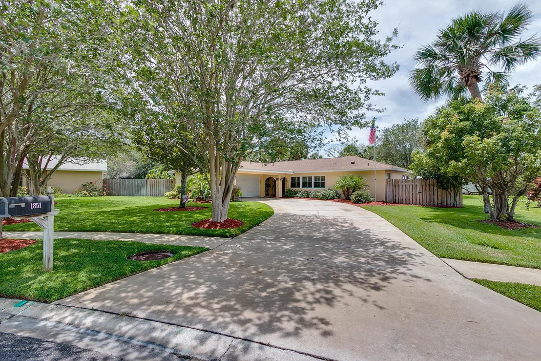 Photo of 1851 Tallpine Road