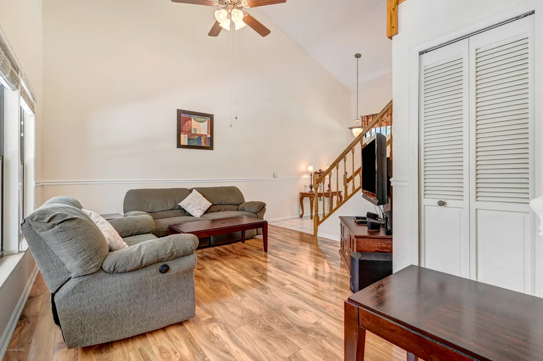 Photo of 1250 Walnut Grove Way