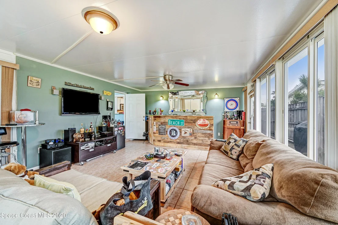 Photo of 309 JUPITER Drive