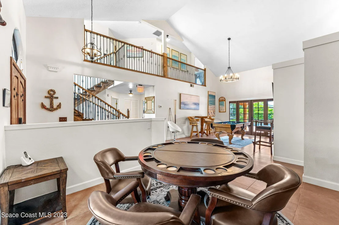 Photo of 442 Riverview Lane