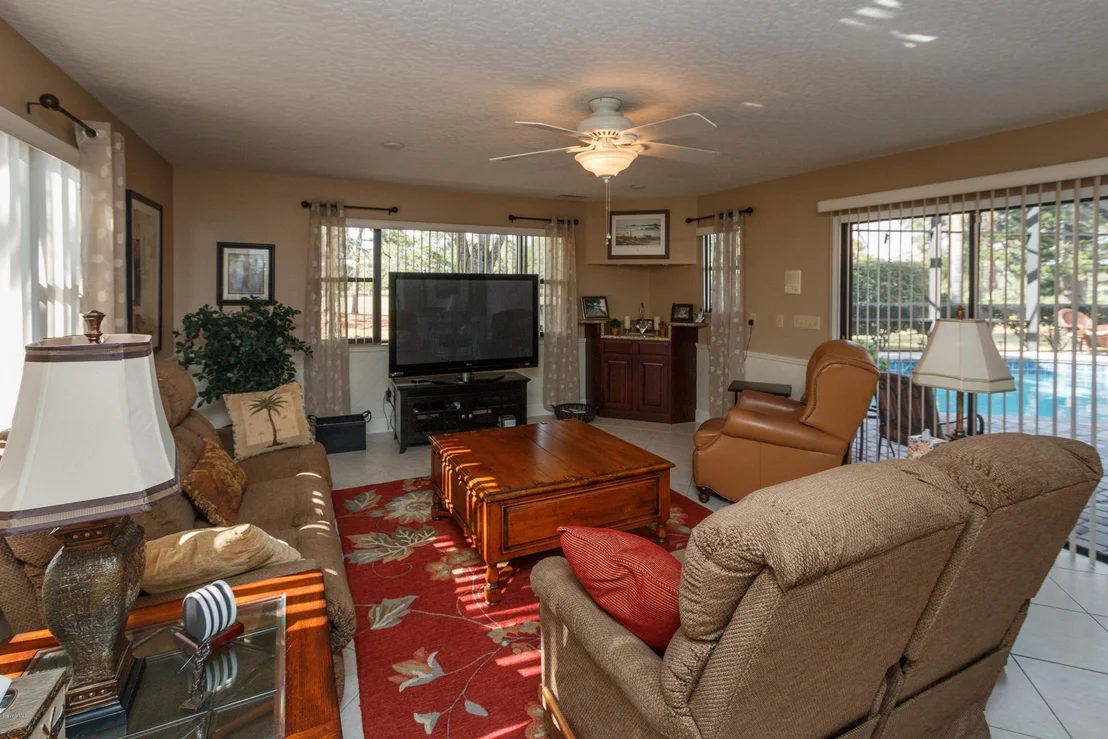 Photo of 610 Woodbridge Drive