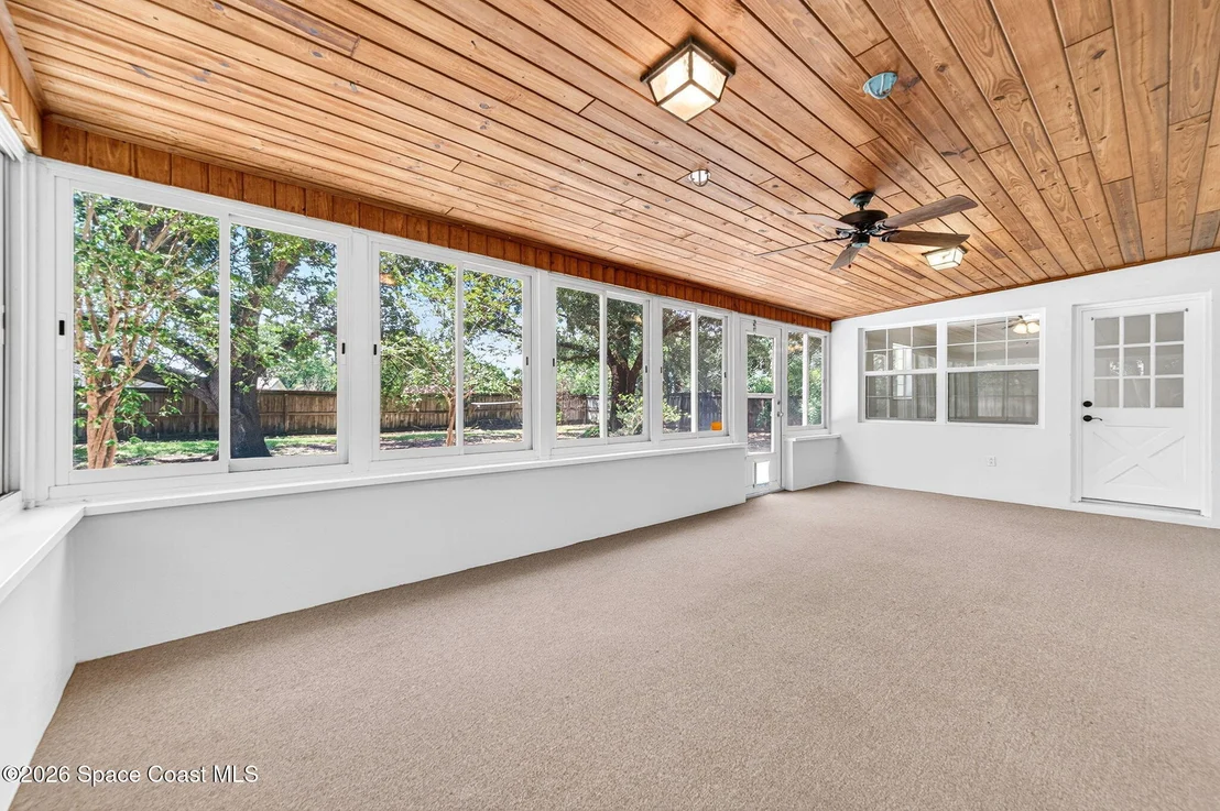 Photo of 1471 Caribbean Drive