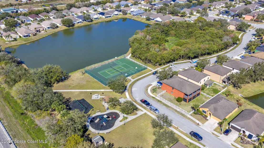 Photo of 345 Dryden Circle