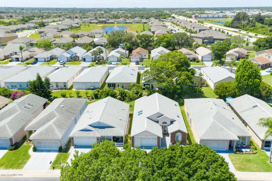 Photo of 950 Cross Lake Drive