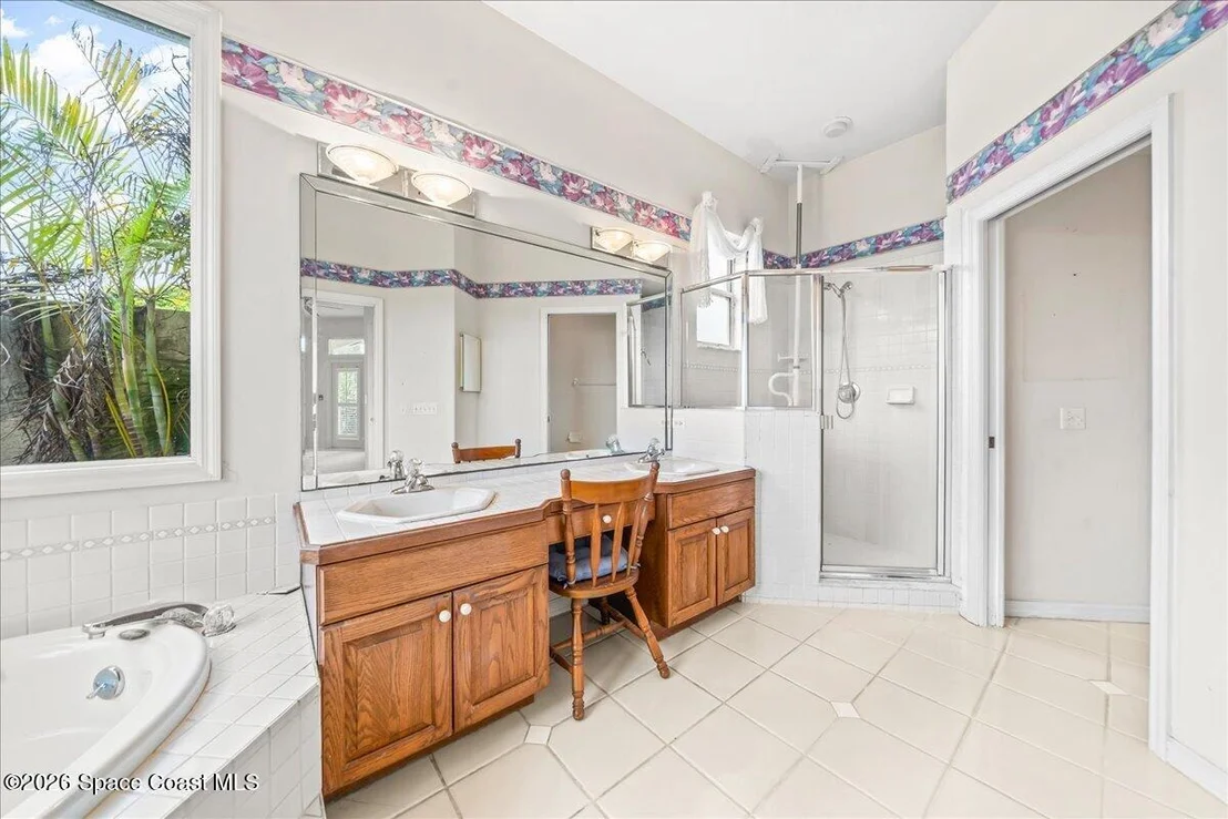 Photo of 493 Kimberly Drive