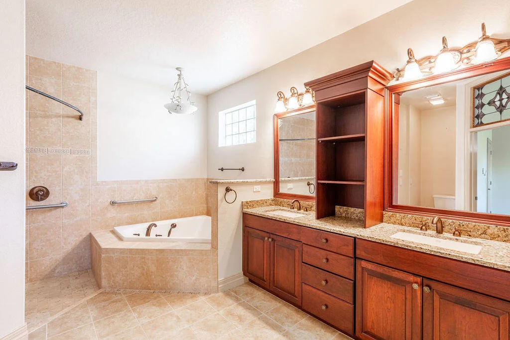 Photo of 2313 Woodfield Circle