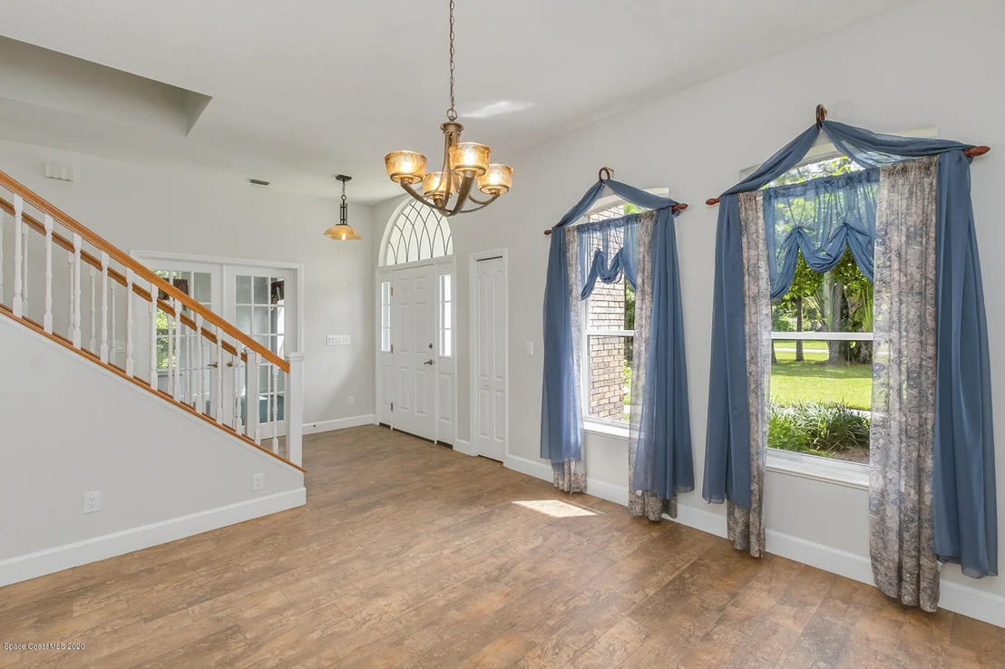 Photo of 2240 Pine Meadow Avenue