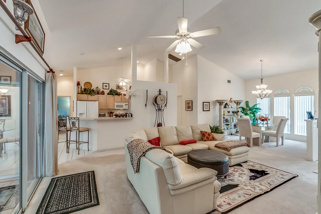 Photo of 969 Somerset Lane