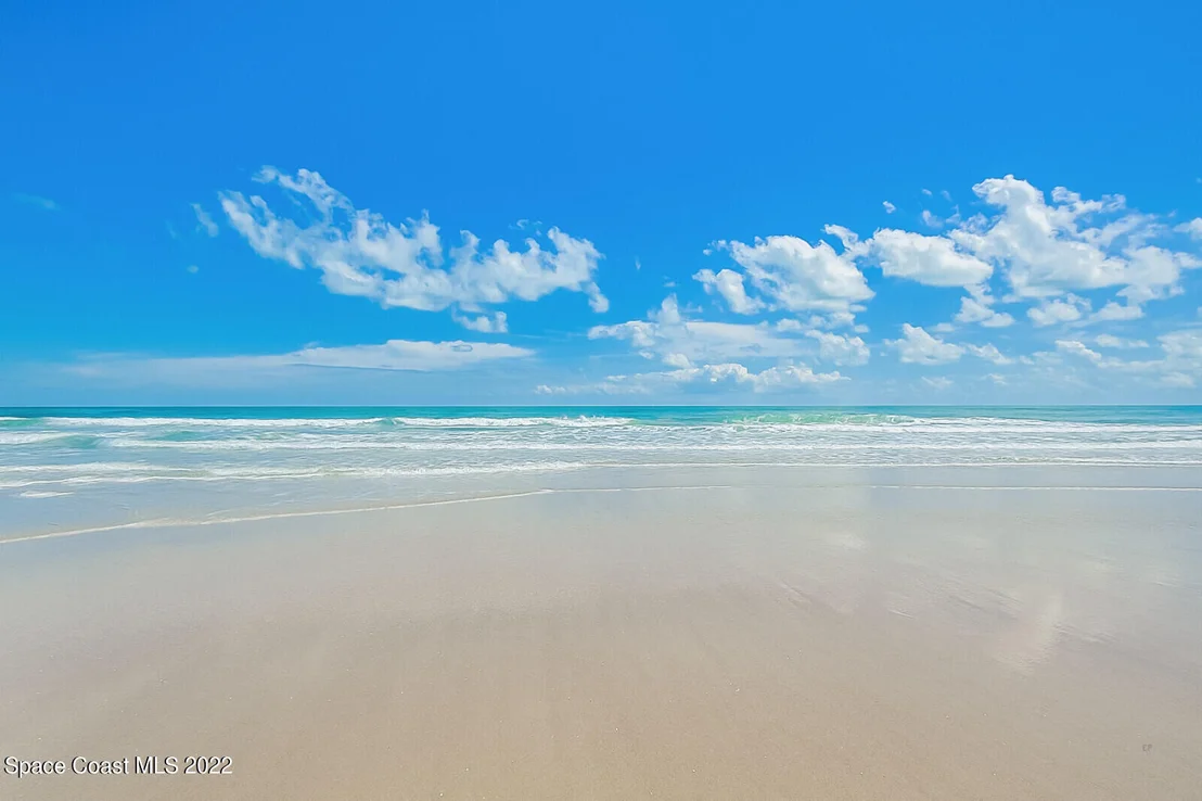 Photo of Unit 21 at 1425 Highway A1a
